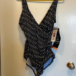 Kirkland by Miraclesuit Black Dot One Piece Bathing Swim Suit NWT 16